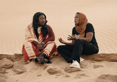 Fatou Kandé Senghor et Sahara dans le désert